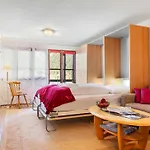 Aragon B47 By Interhome